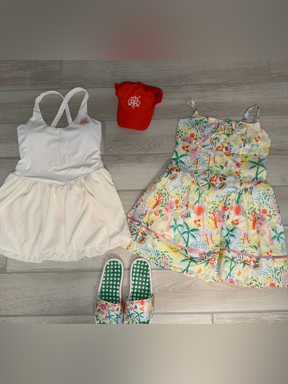 Roller Rabbit S White Floral Mini Sun Dress Orange Club hat matching 8 Sandals